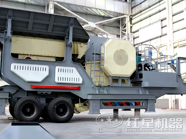 移動(dòng)式破碎機(jī) 移動(dòng)式破碎機(jī)