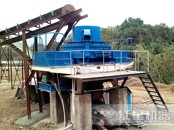 沖擊式破碎機(jī)投用現(xiàn)場 沖擊式破碎機(jī)投用現(xiàn)場