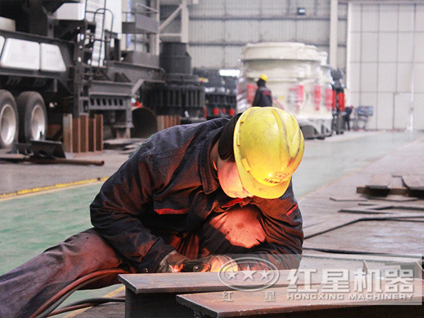 制砂機(jī)生產(chǎn)車間 制砂機(jī)生產(chǎn)車間