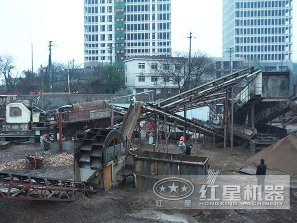 建筑垃圾破碎機處理現(xiàn)場 建筑垃圾破碎機處理現(xiàn)場