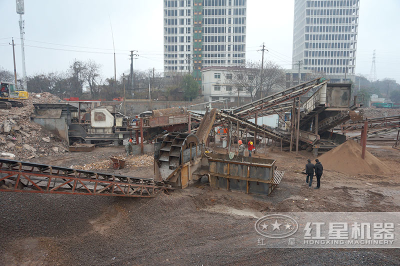 建筑垃圾制沙機(jī)可以破碎各種廢磚頭廢棄混凝土等材料 建筑垃圾制沙機(jī)可以破碎各種廢磚頭廢棄混凝土等材料