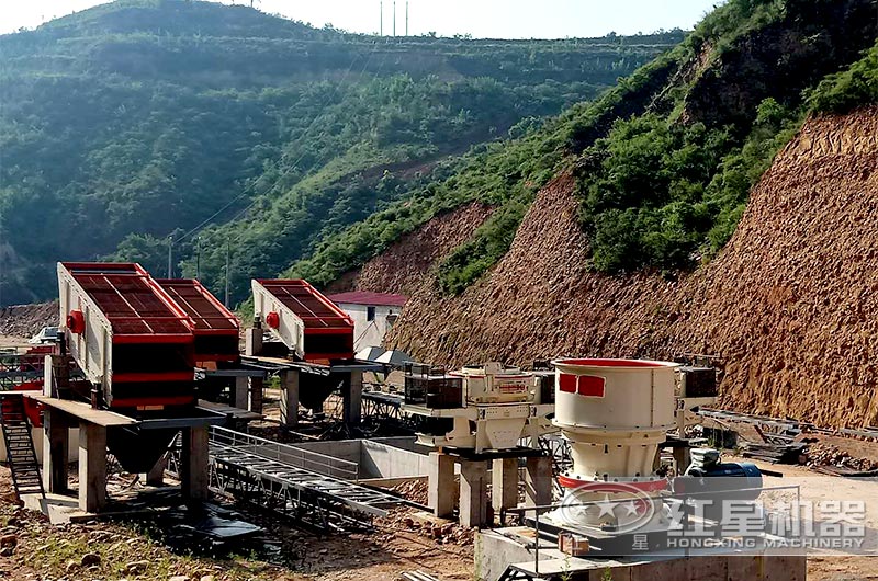單缸圓錐粉碎機(jī)+沖擊式粉碎機(jī)現(xiàn)場 單缸圓錐粉碎機(jī)+沖擊式粉碎機(jī)現(xiàn)場