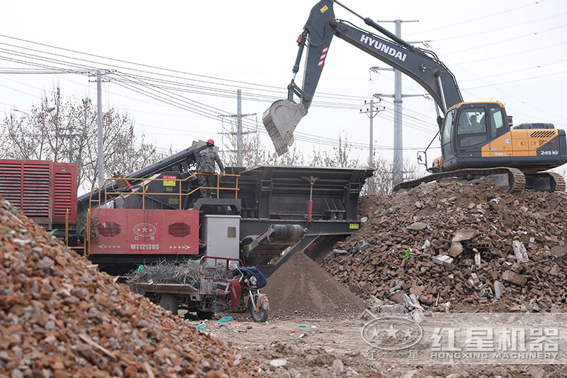 建筑垃圾粉碎現(xiàn)場 建筑垃圾粉碎現(xiàn)場